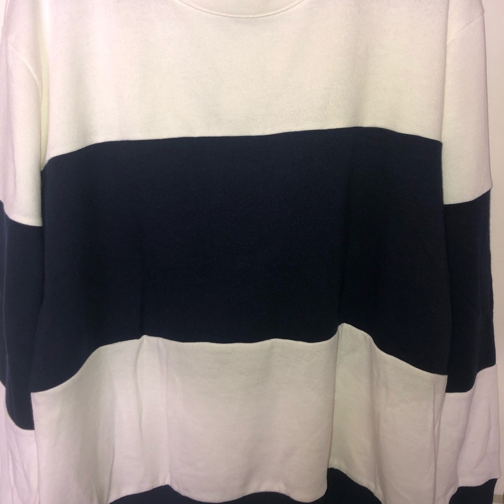 Blue/white sweater